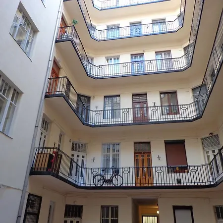 Sissy-home Apartment *